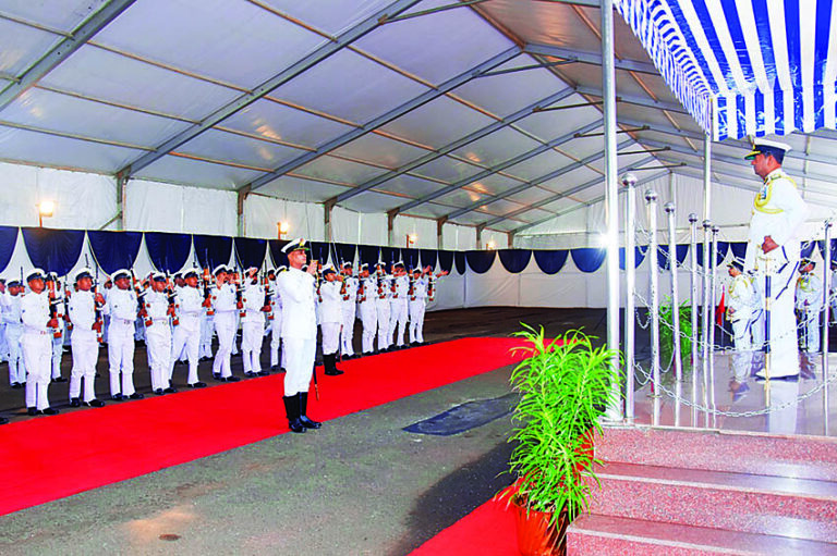 Director General Indian Coast Guard Visits Mumbai - India Strategic