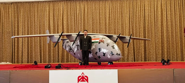 Founder of India's First Military-Grade Bomber UAV meets the President ...